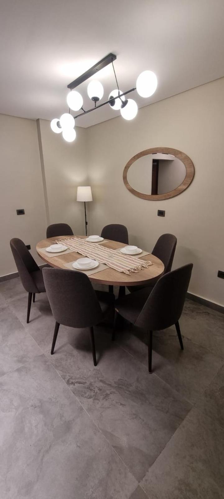 Luxury Apartment El Mohandessen Caïro Buitenkant foto