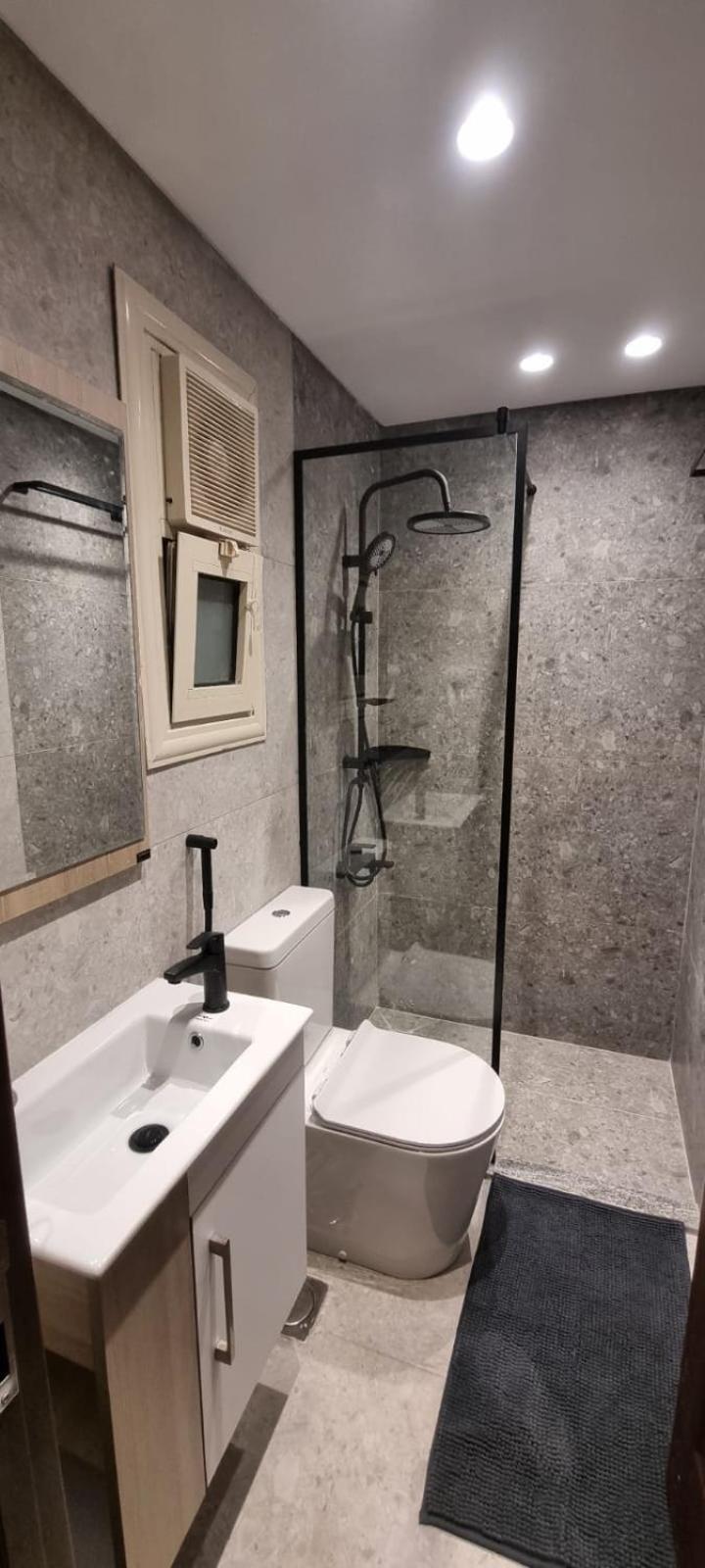 Luxury Apartment El Mohandessen Caïro Buitenkant foto