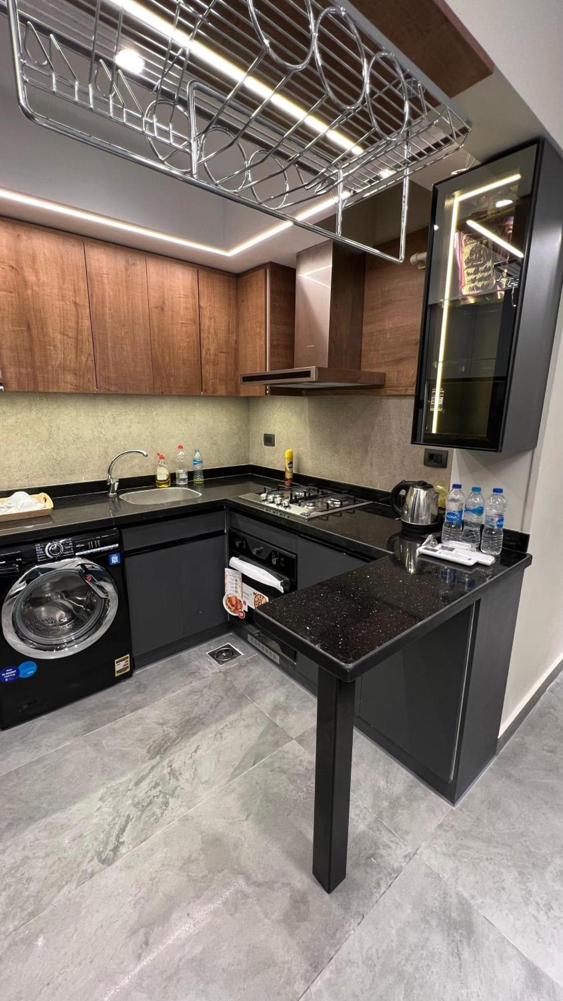 Luxury Apartment El Mohandessen Caïro Buitenkant foto